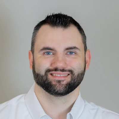 photo of Brandon Northrop who is a certified massage therapist at Health & Wellness Center Edina